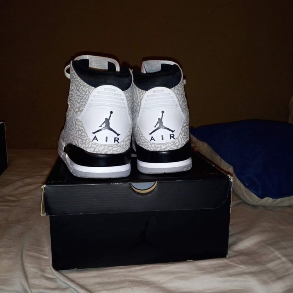 Jordan shoes